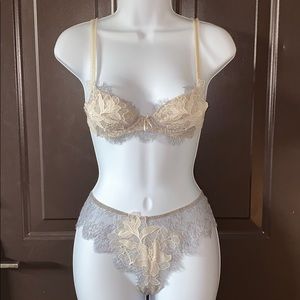 SOLD Ravage Lace Bra & Panty This was SOLD